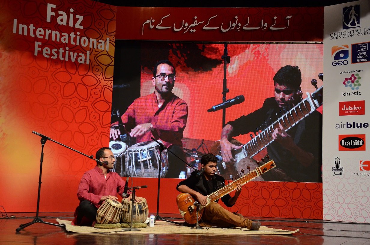 Faiz festival ends amid notes of music, theatre, poetry